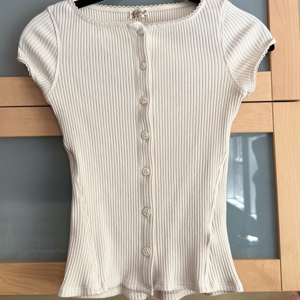 Women's Cream Button-Up Ribbed Top